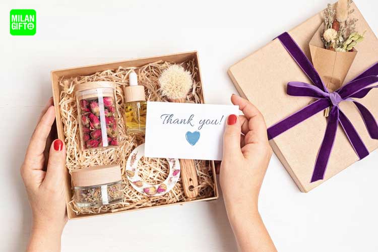 بهترین هدیه سازمانی روز داروساز